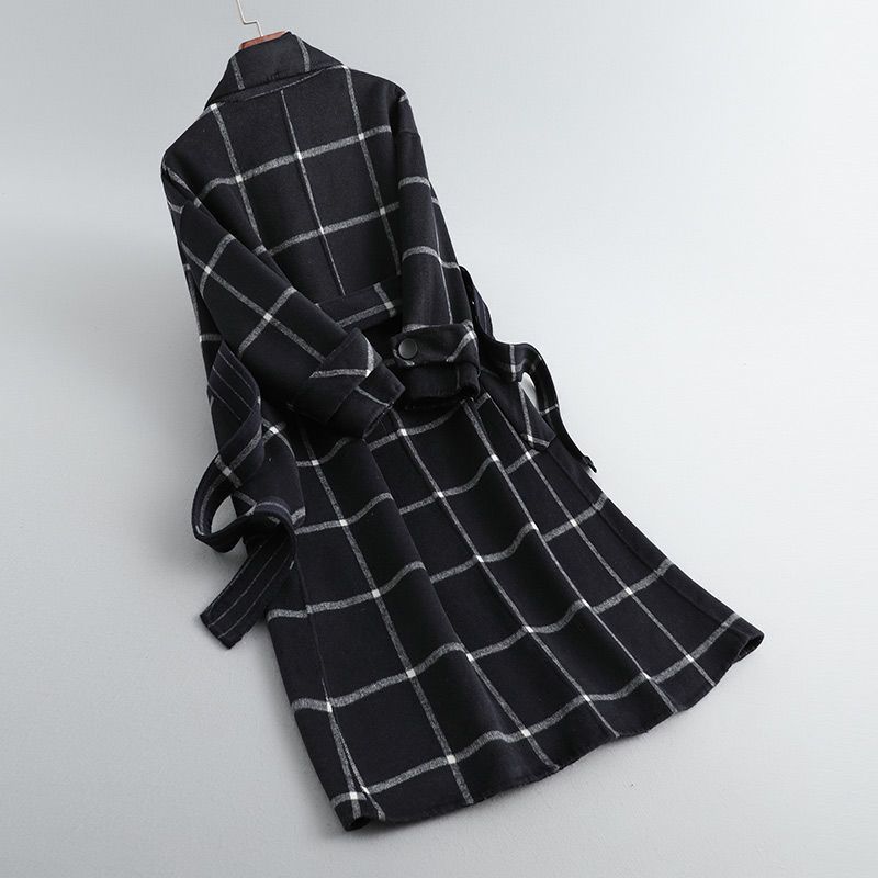 Silvara | Elegant Wool Check Coat